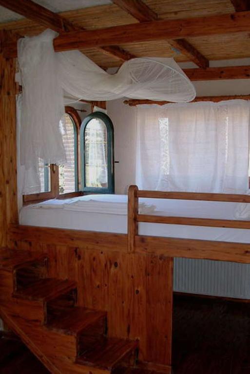 Castello Bellos Tower Keri ภายนอก รูปภาพ